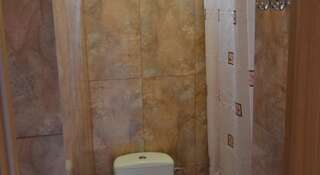 Гостевой дом Zemfira Ялта Классический трехместный номер-5