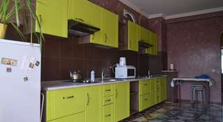 Гостевой дом Zemfira Ялта Апартаменты с балконом-7